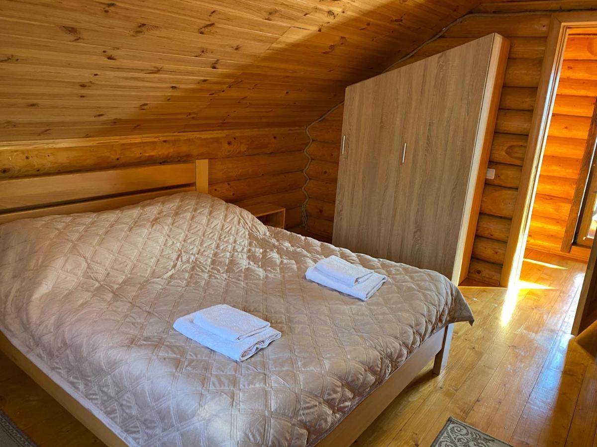 Smerekovyi Dvir Poljana Exterior foto