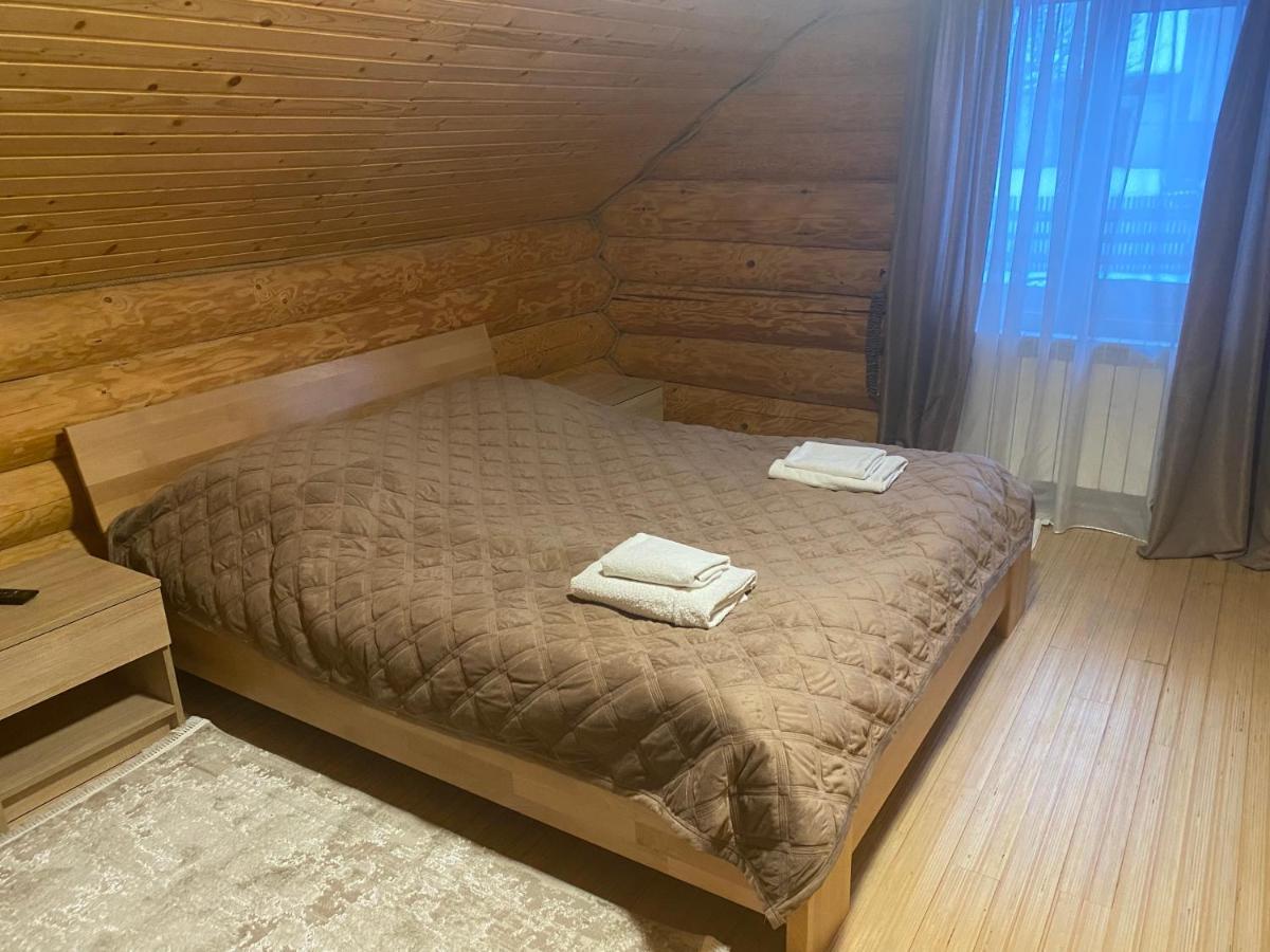 Smerekovyi Dvir Poljana Exterior foto